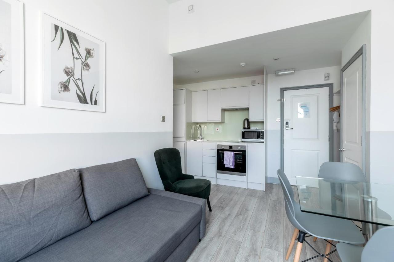 Modern Kensington Apartments ลอนดอน ภายนอก รูปภาพ