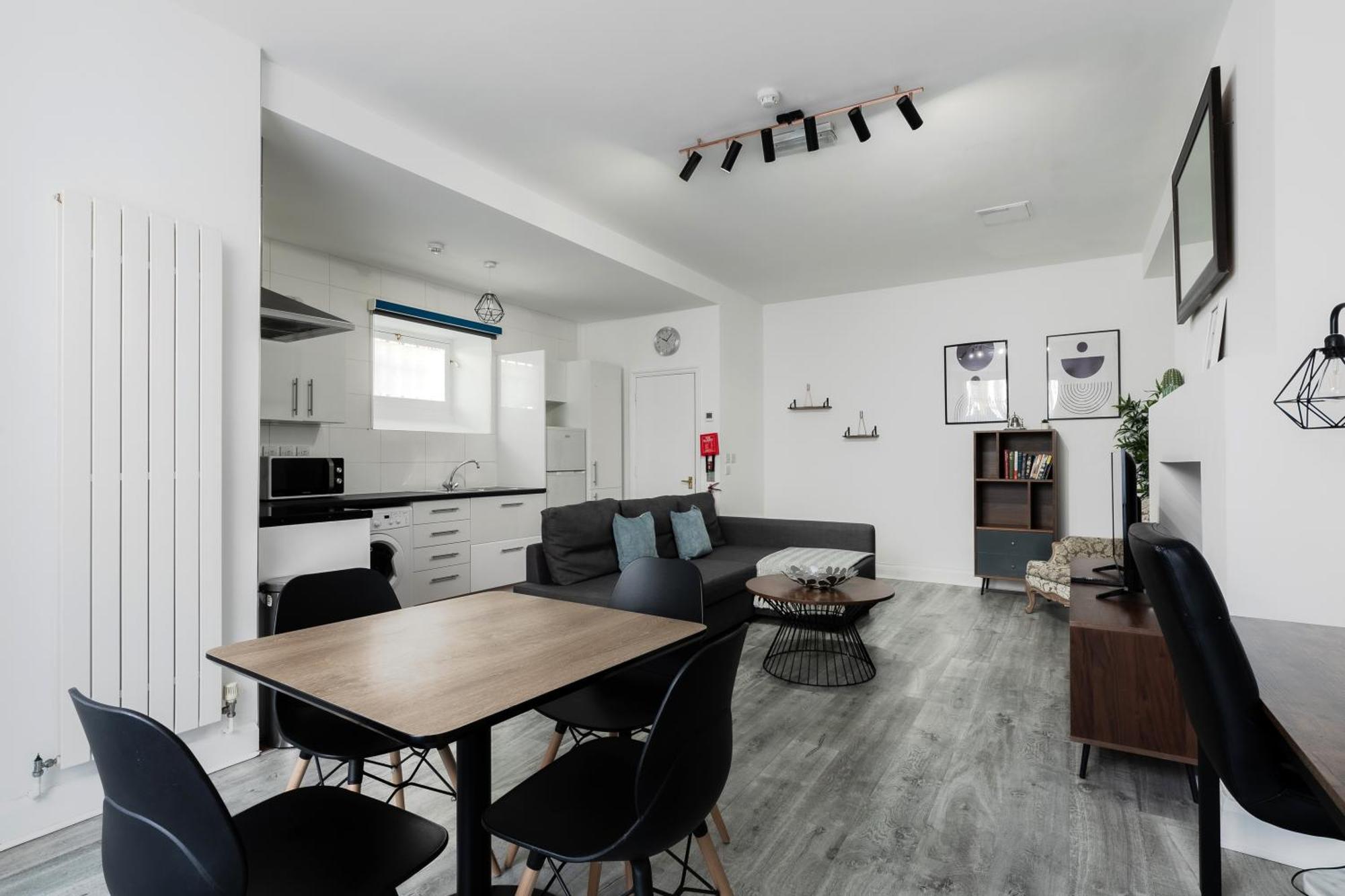 Modern Kensington Apartments ลอนดอน ภายนอก รูปภาพ