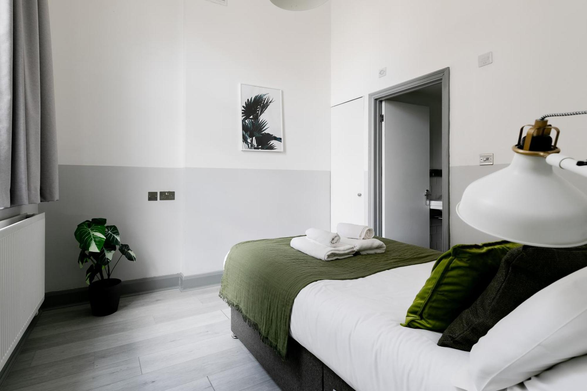 Modern Kensington Apartments ลอนดอน ภายนอก รูปภาพ