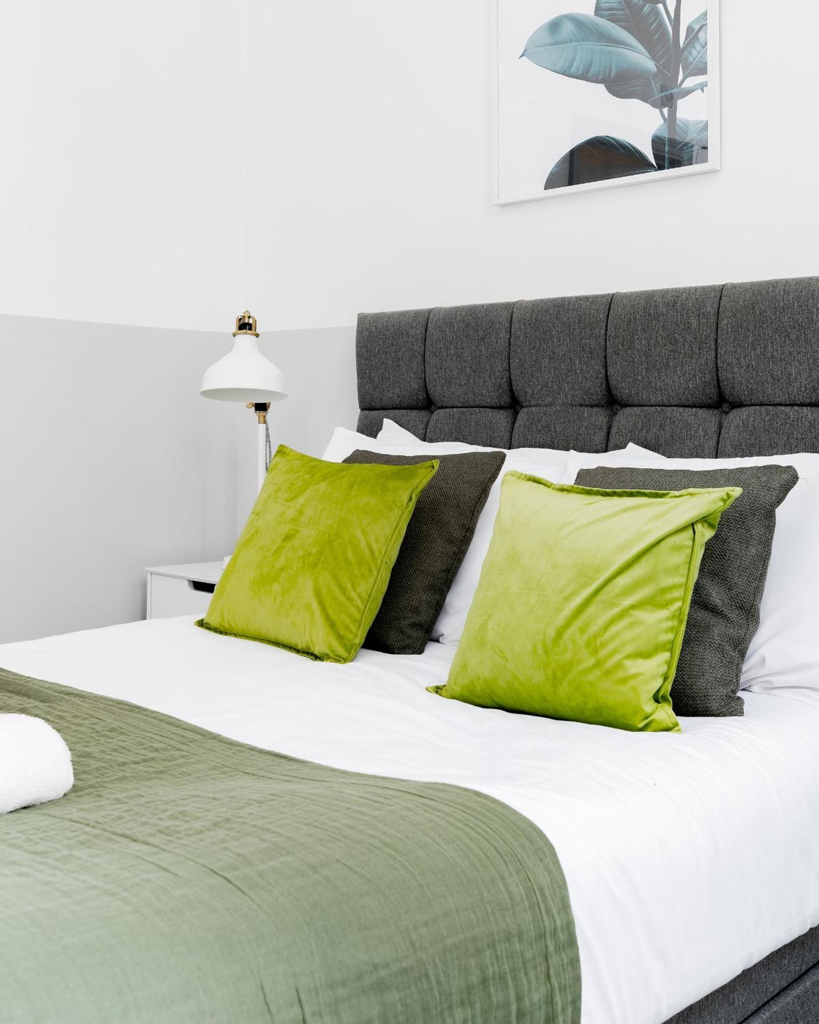 Modern Kensington Apartments ลอนดอน ภายนอก รูปภาพ